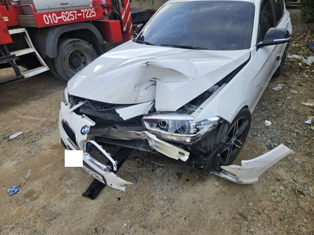 2017 BMW 118d, photograph 4