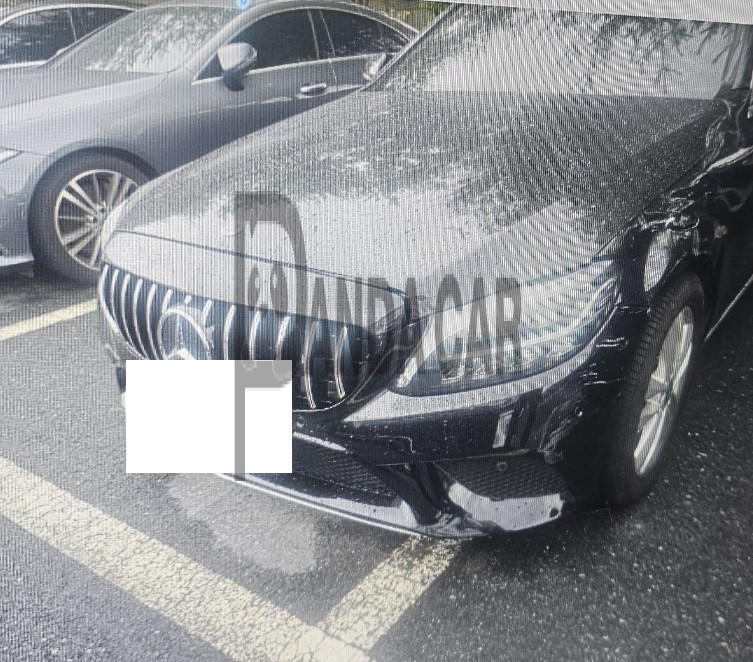 2019 Mercedes-Benz C220 d, photograph 2