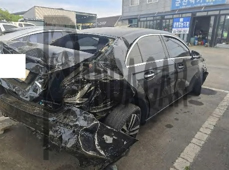 2022 Mercedes-Benz A200 d Sedan, photograph 5