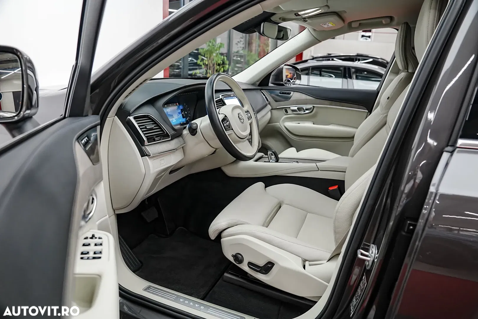 2023 Volvo XC 90 B5 D AWD Plus Bright, photograph 5