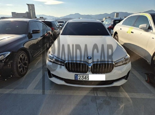 2023 BMW 523d, photograph 1