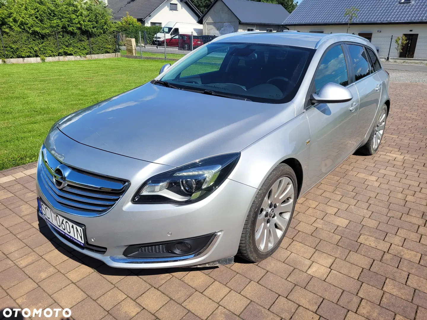 2014 Opel Insignia 1.4 Turbo ecoFLEX Start/Stop Business Edition, photograph 1