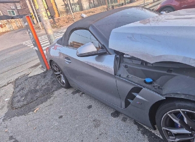 2023 BMW Z4 M40i, photograph 4