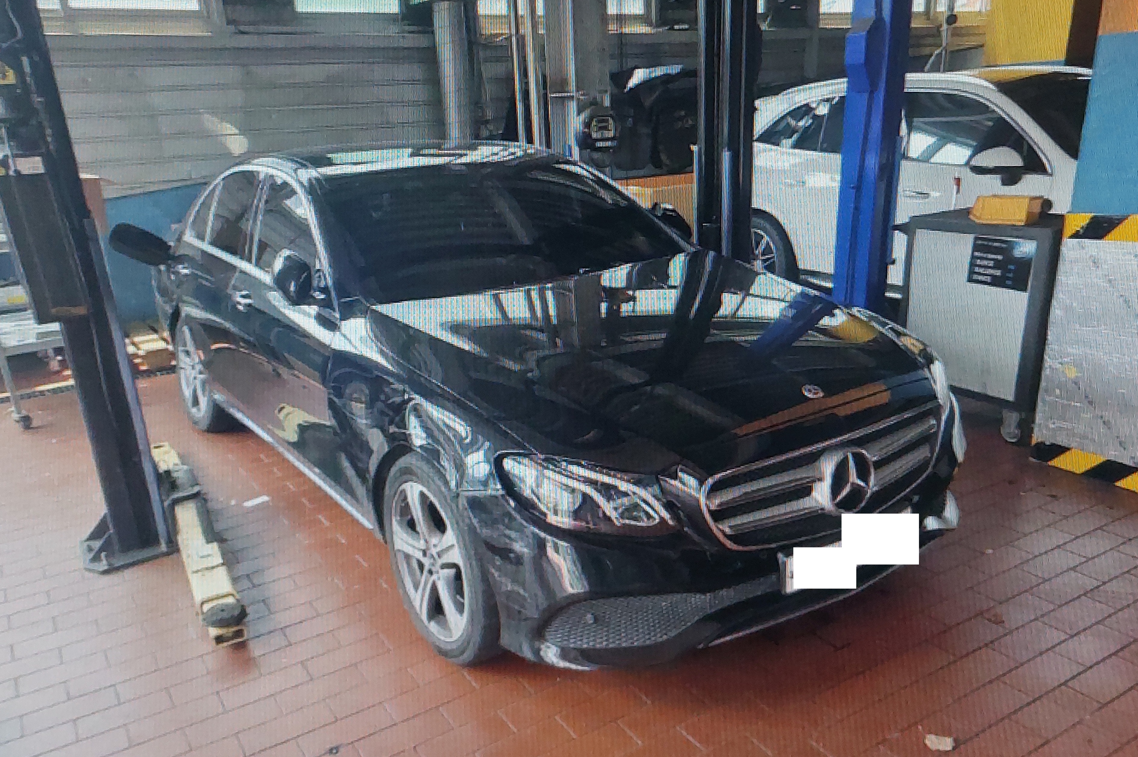 2019 Mercedes-Benz E300, photograph 7