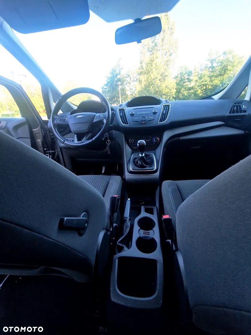 2017 Ford C-MAX, photograph 6