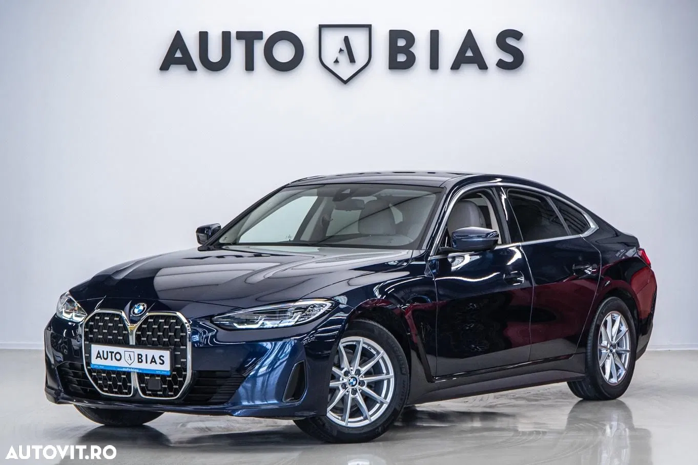 BMW Seria 4 420d xDrive Sport-Aut. Sport Line — photo 1 of 40