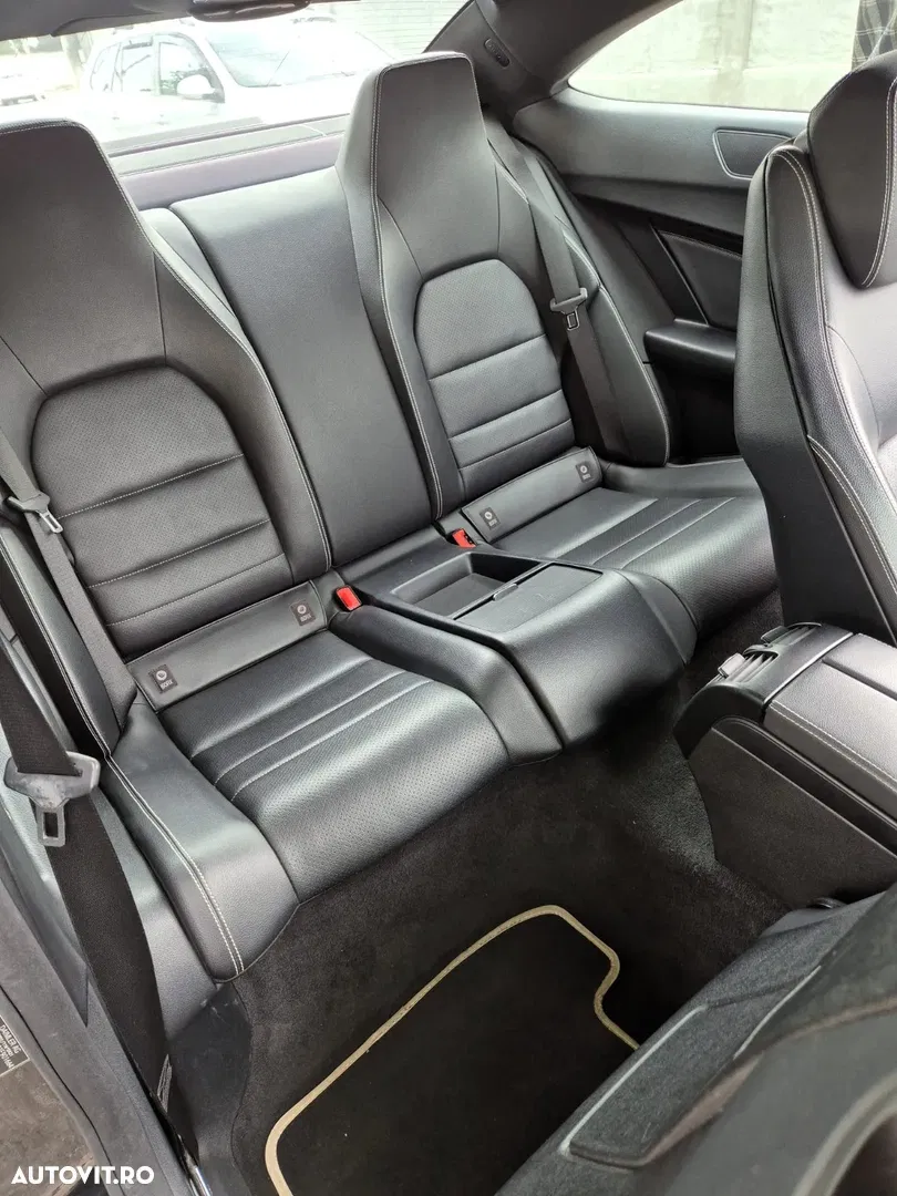 2012 Mercedes-Benz C, photograph 5