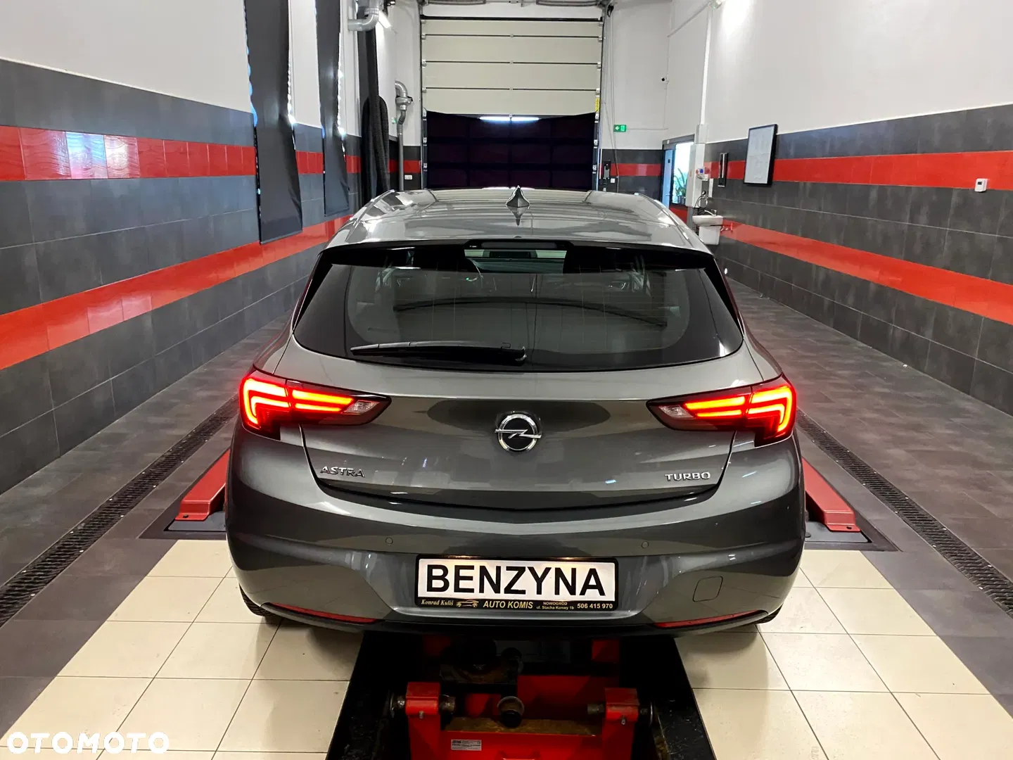 2017 Opel Astra 1.4 T Elite, photograph 12