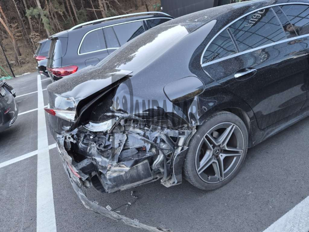 2020 Mercedes-Benz CLS300 d, photograph 3