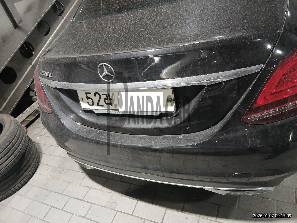 2019 Mercedes-Benz C220 d, photograph 3
