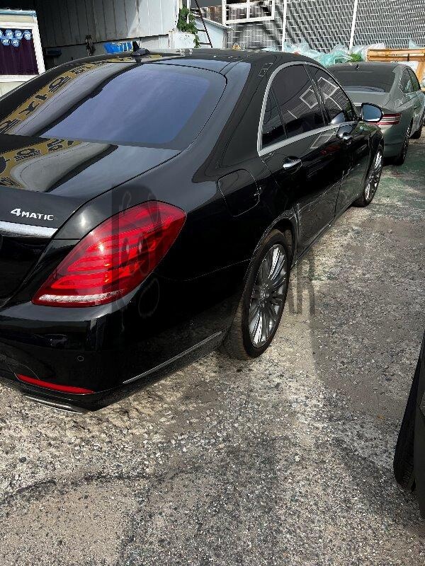 2017 Mercedes-Benz S500 4Matic L, photograph 7