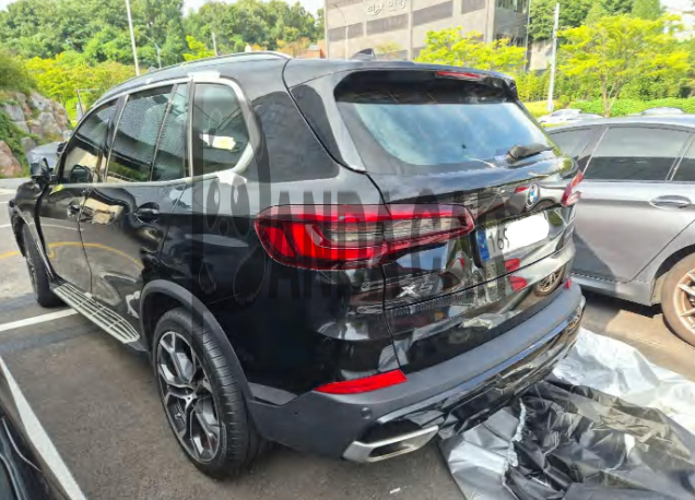 2023 BMW X5 xDrive40i, photograph 2