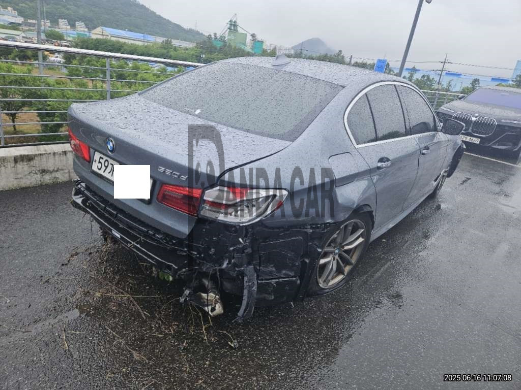2018 BMW 520d, photograph 4
