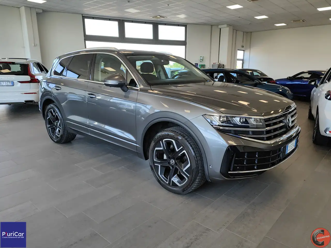 2024 Volkswagen Touareg 3.0 TDI 231cv Fari Matrix IQ.LIGHT Pelle Navi DAB, photograph 2