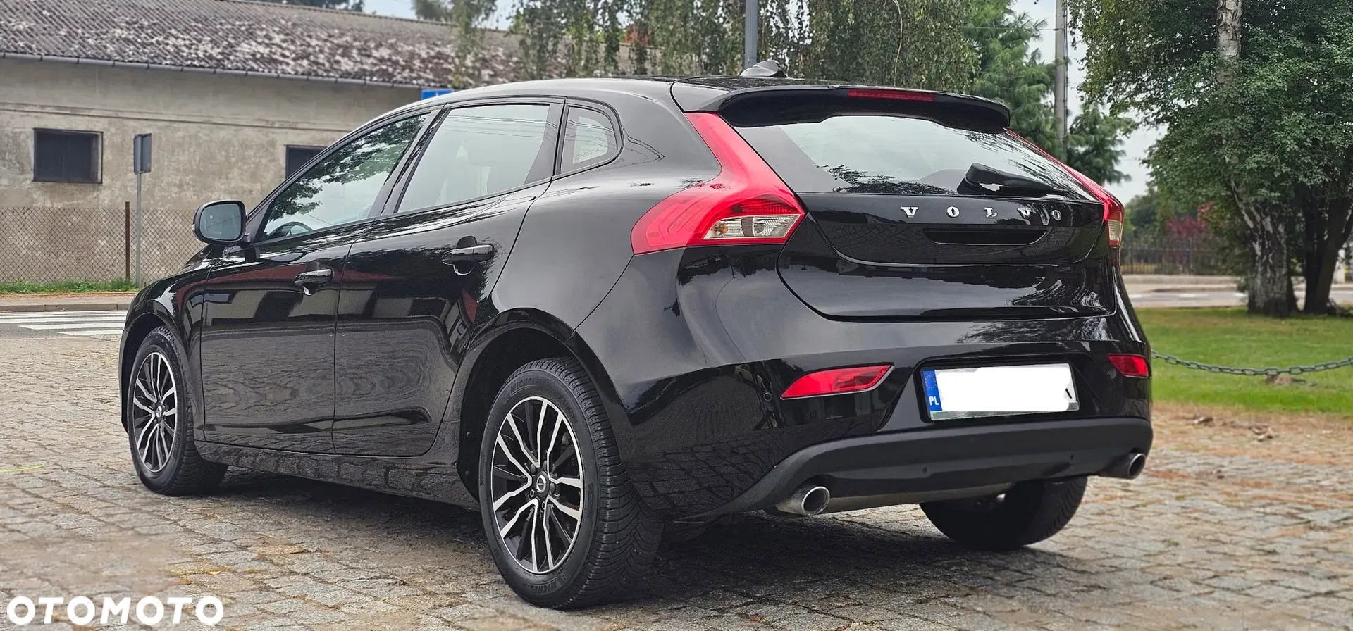 2019 Volvo V40, photograph 12