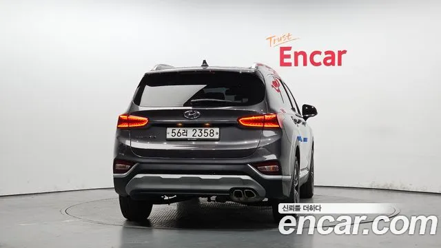 2019 Hyundai Santafe Diesel 2.0 2WD, photograph 4