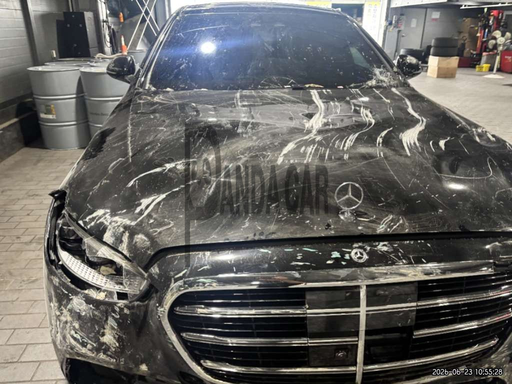 2026 Mercedes-Benz S 450 4MATIC S, photograph 1