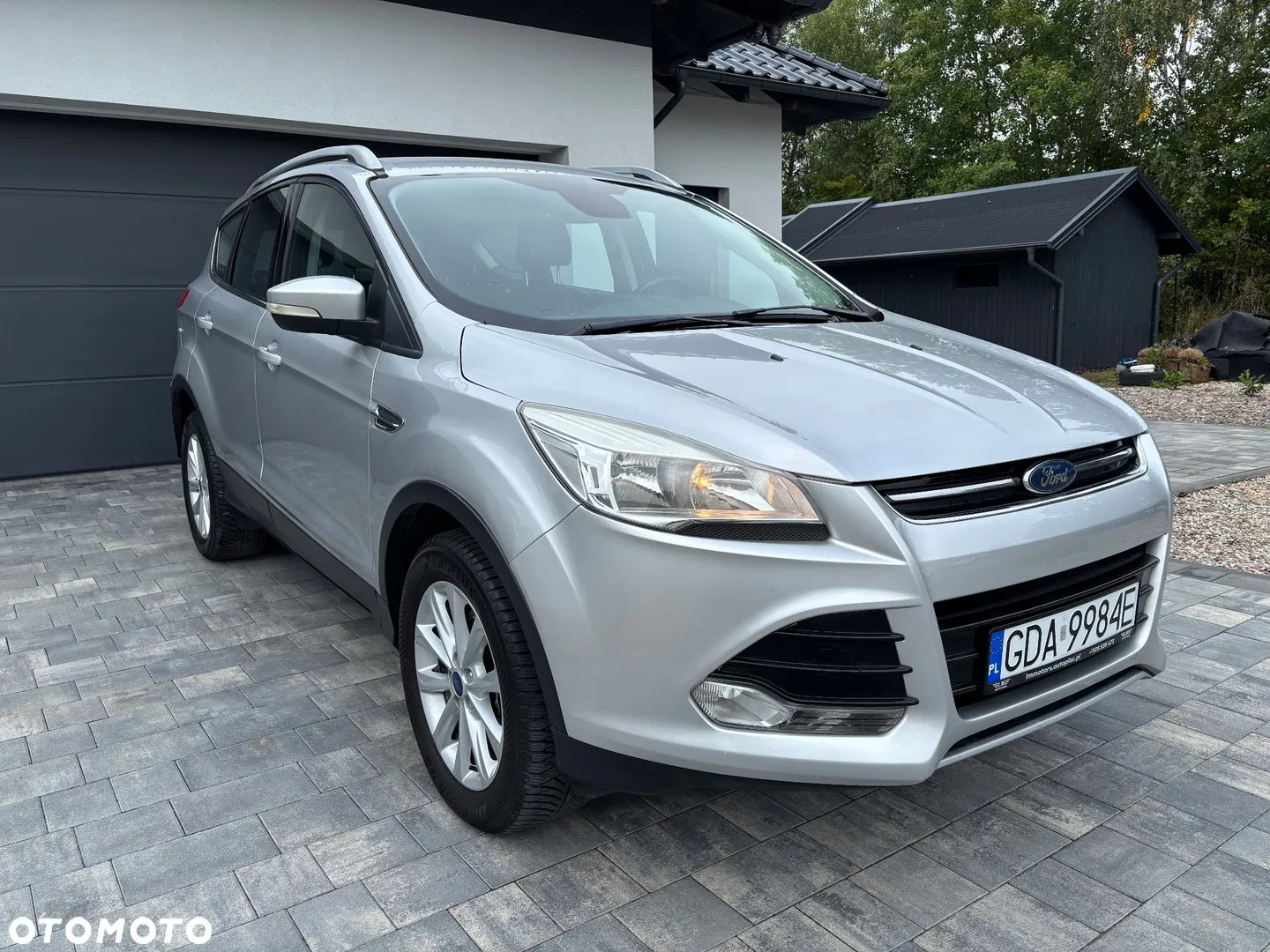 2016 Ford Kuga 2.0 TDCi 2x4 Titanium, photograph 2