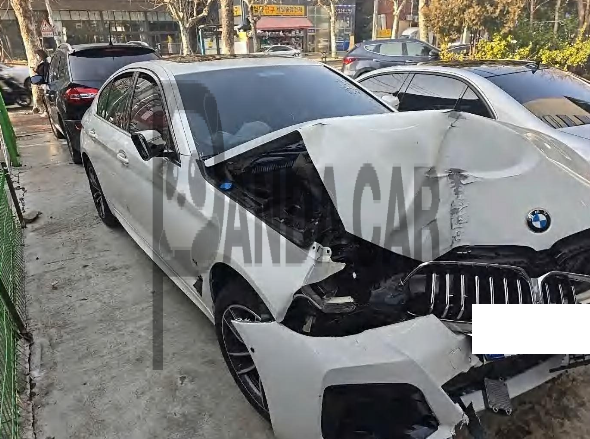 2023 BMW 520i, photograph 3