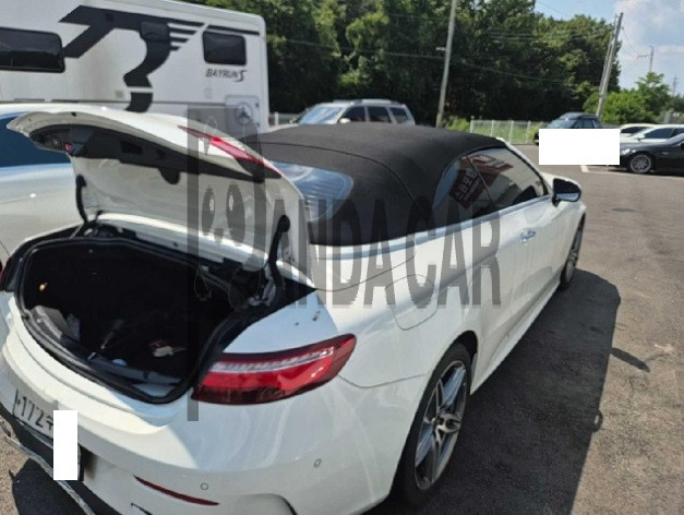 2018 Mercedes-Benz E220 d Cabriolet, photograph 5