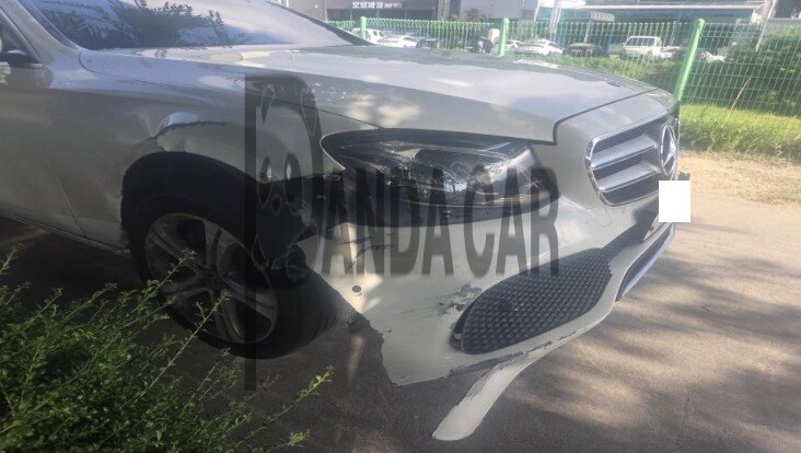 2018 Mercedes-Benz E300 4Matic, photograph 5