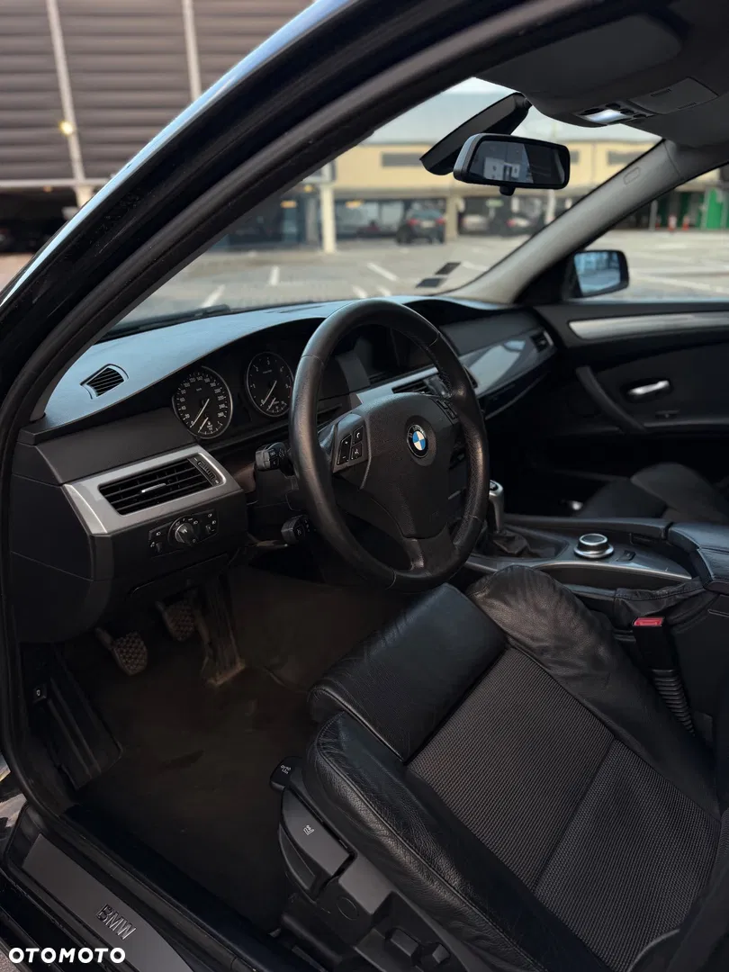 2007 BMW Seria 5, photograph 7