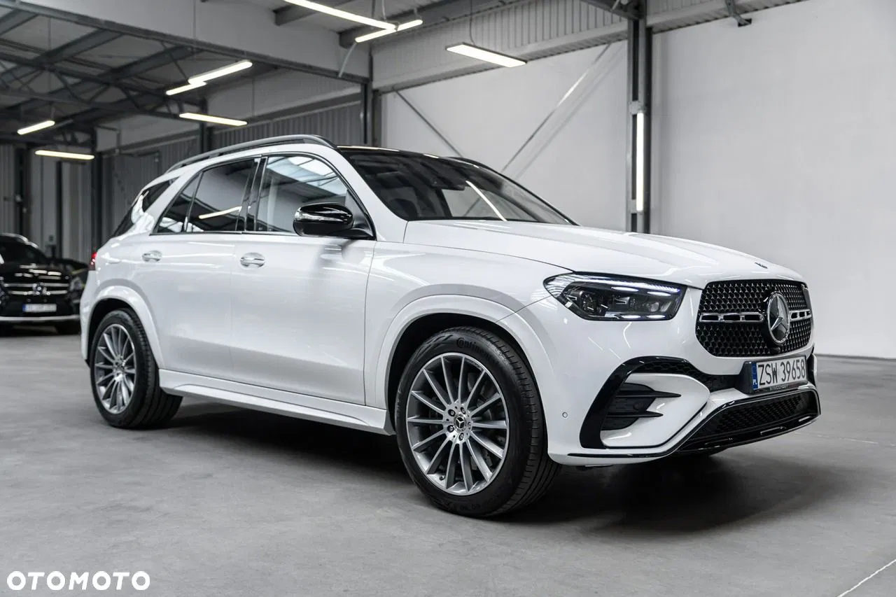 2025 Mercedes-Benz GLE 450 d 4Matic 9G-TRONIC AMG Line Advanced Plus, photograph 4
