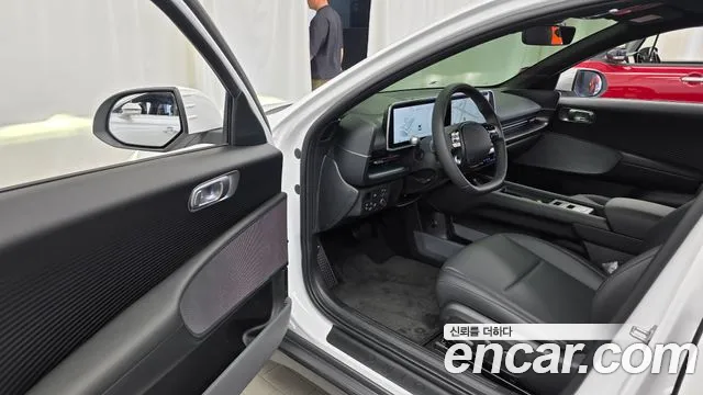 Hyundai Ioniq6 Standard — photo 1 of 32