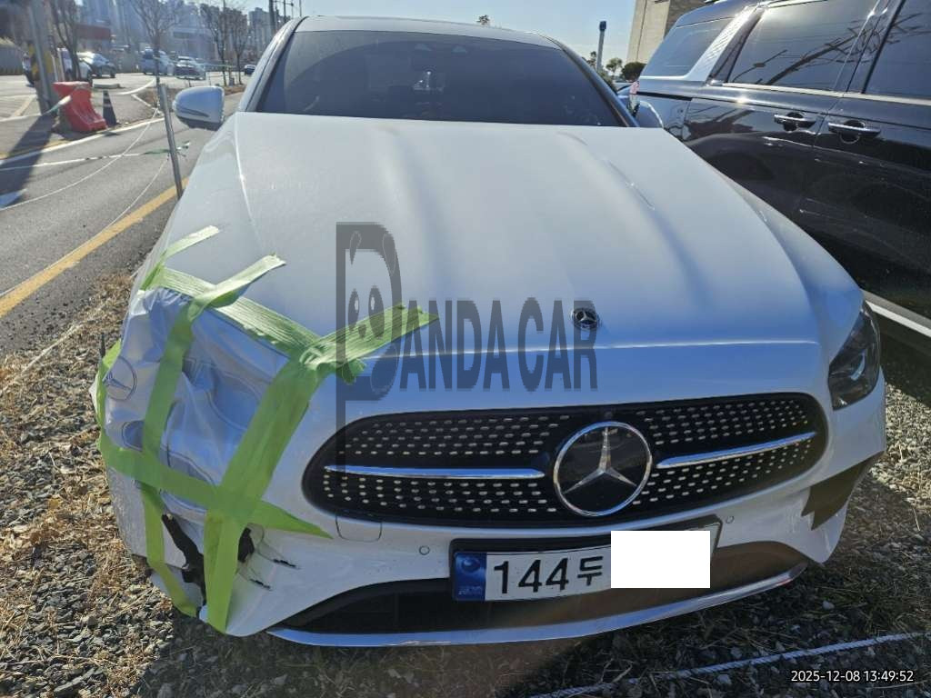2023 Mercedes-Benz E250, photograph 1