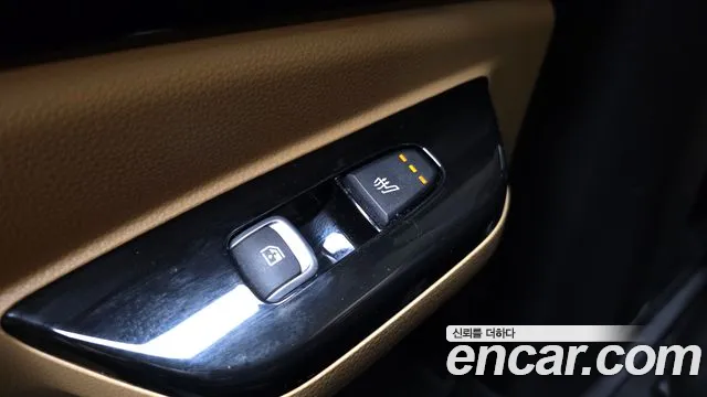 2020 Kia Canival Diesel 9-Seater Noblesse, photograph 3