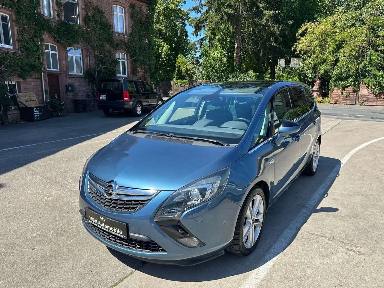 2013 Opel Zafira C 2.0 D Tourer Innovation/Vollausstattung, photograph 1