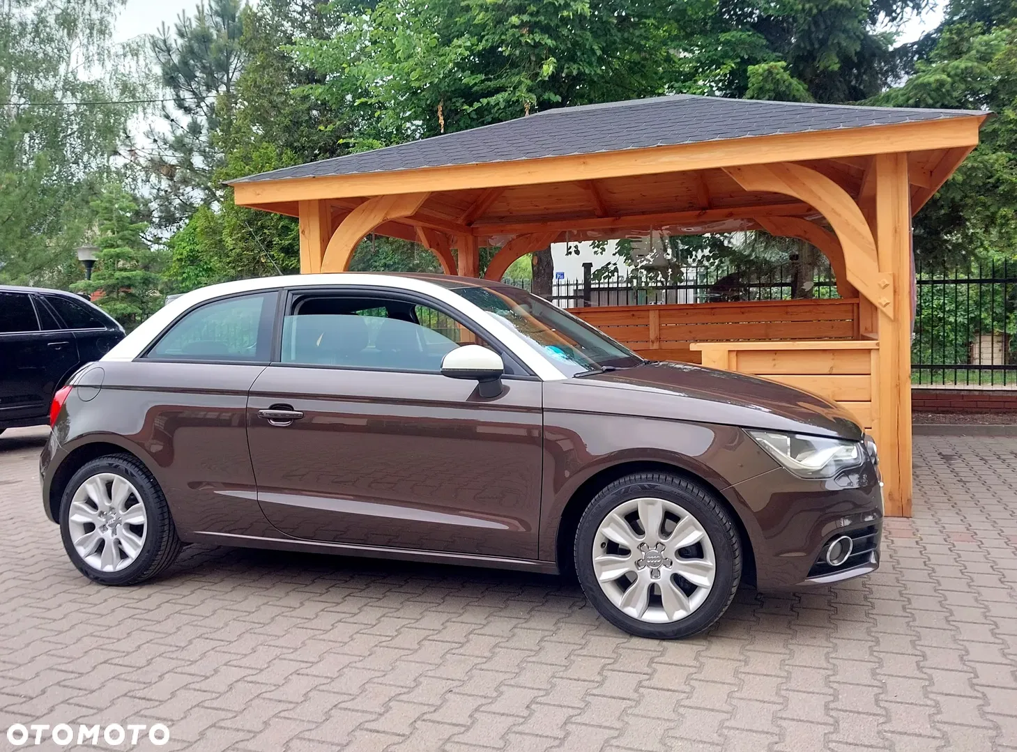 2011 Audi A1 3-drzwiowe 1.6 TDI S line Sportpaket, photograph 6