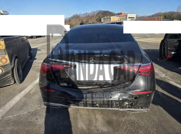 2022 Mercedes-Benz S350 d, photograph 1