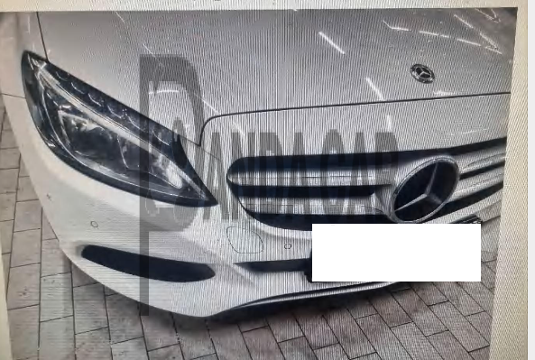 2018 Mercedes-Benz C350 e, photograph 3