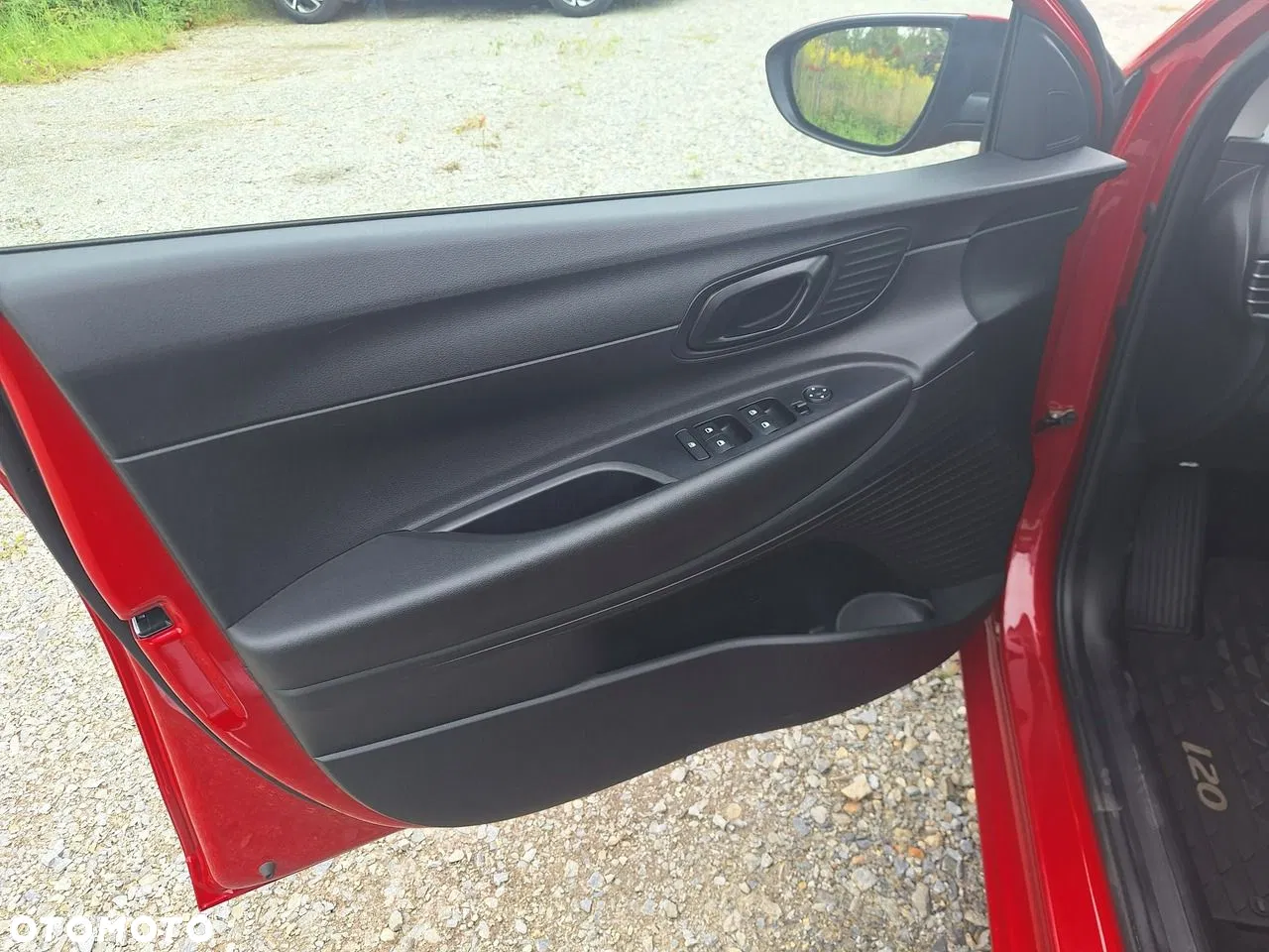 2024 Hyundai i20 1.2 Modern, photograph 11