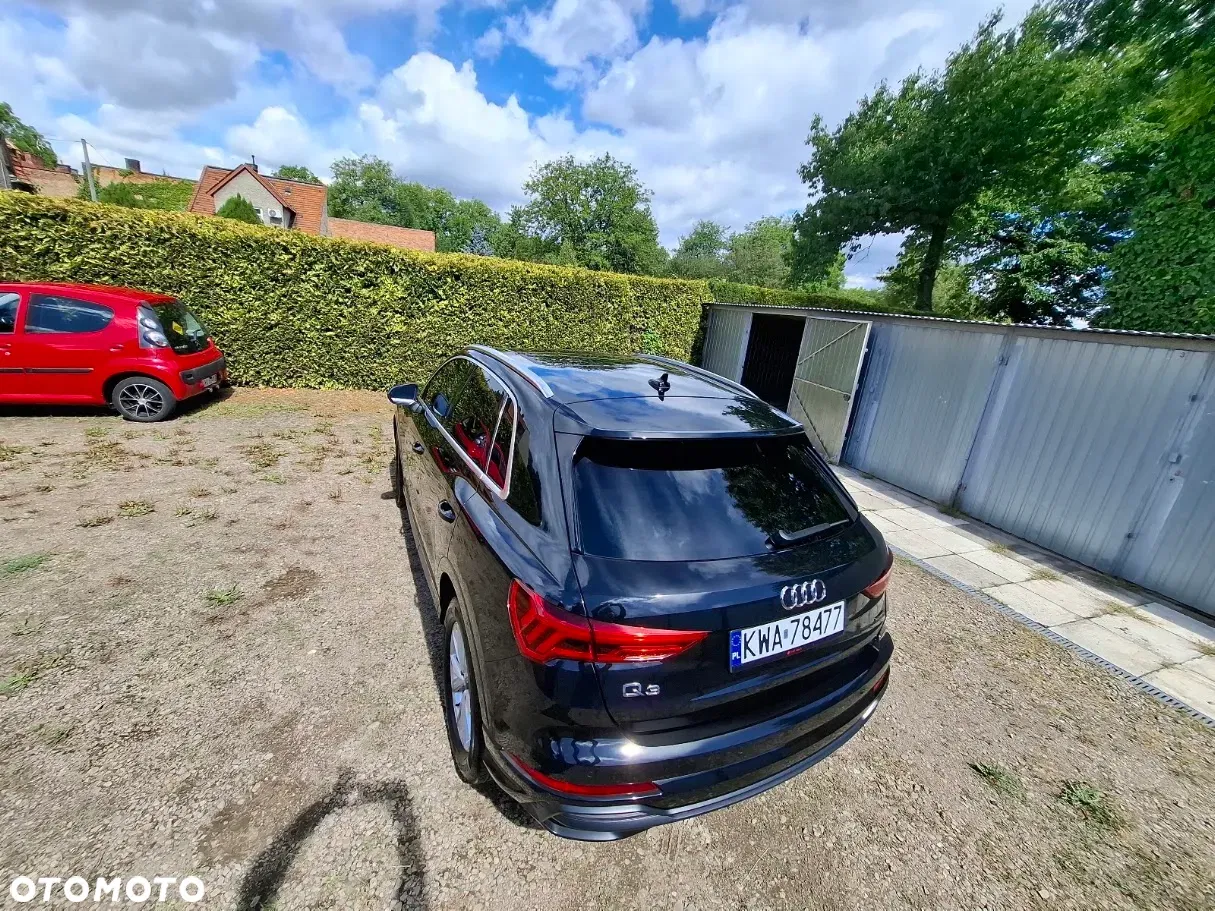 2022 Audi Q3, photograph 5