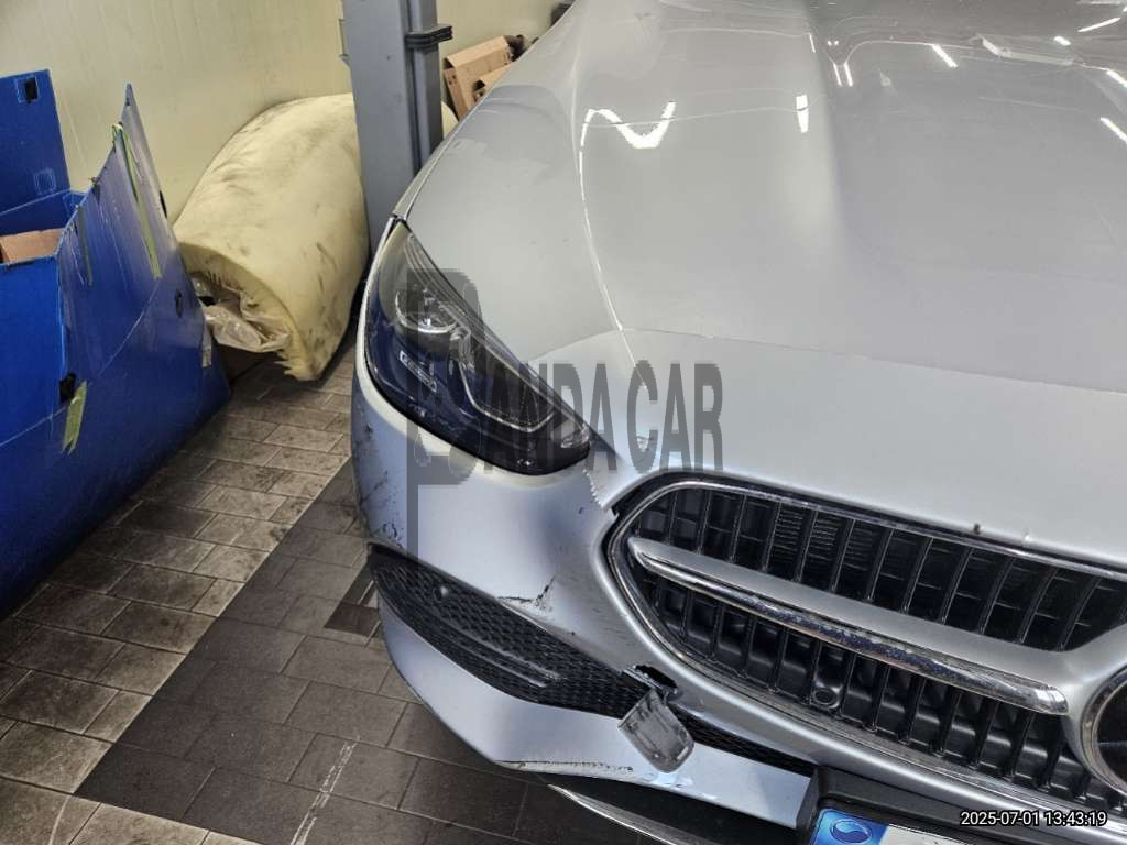 2023 Mercedes-Benz C300 4MATIC, photograph 4