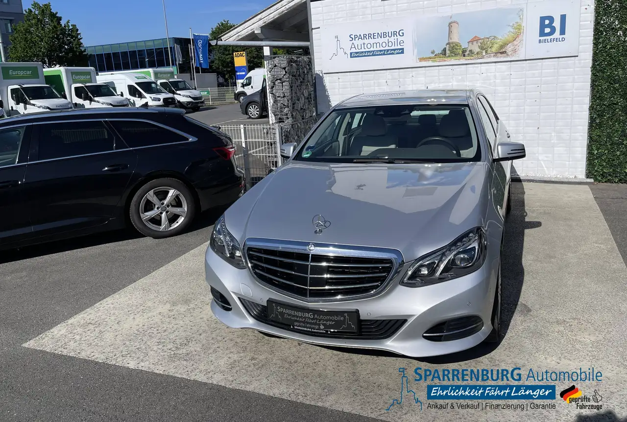 2013 Mercedes-Benz E 350 Finanzierung ab 249€| Rückfahrkamera| SHZ| 8X Bereifung| TÜV Neu, photograph 1