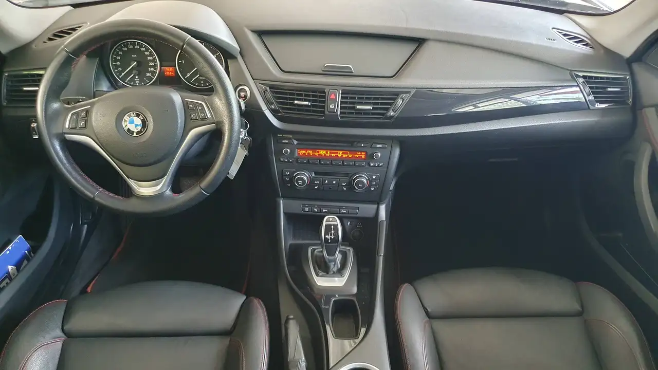 2012 BMW X1 sDrive 20 d, Sport Line, Automatik, AHK, SHZ, PDC vo. + hi., Leder, Klimaautomatik, usw..., photograph 10