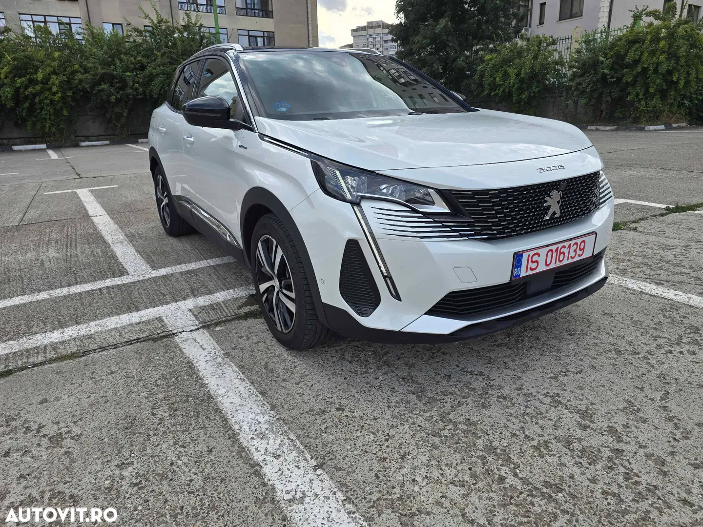 Peugeot 3008 225 e-EAT8 GT — photo 1 of 14