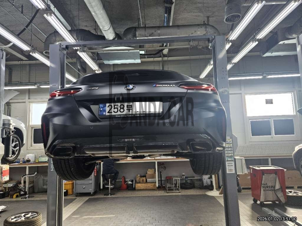 2022 BMW Z4 M40i, photograph 3