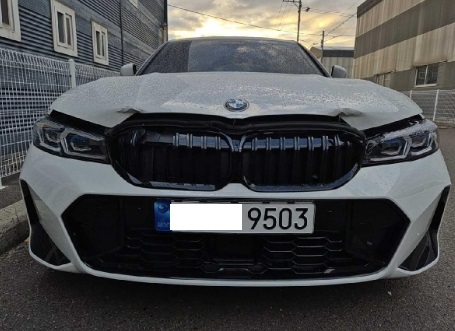 2023 BMW 320i, photograph 2