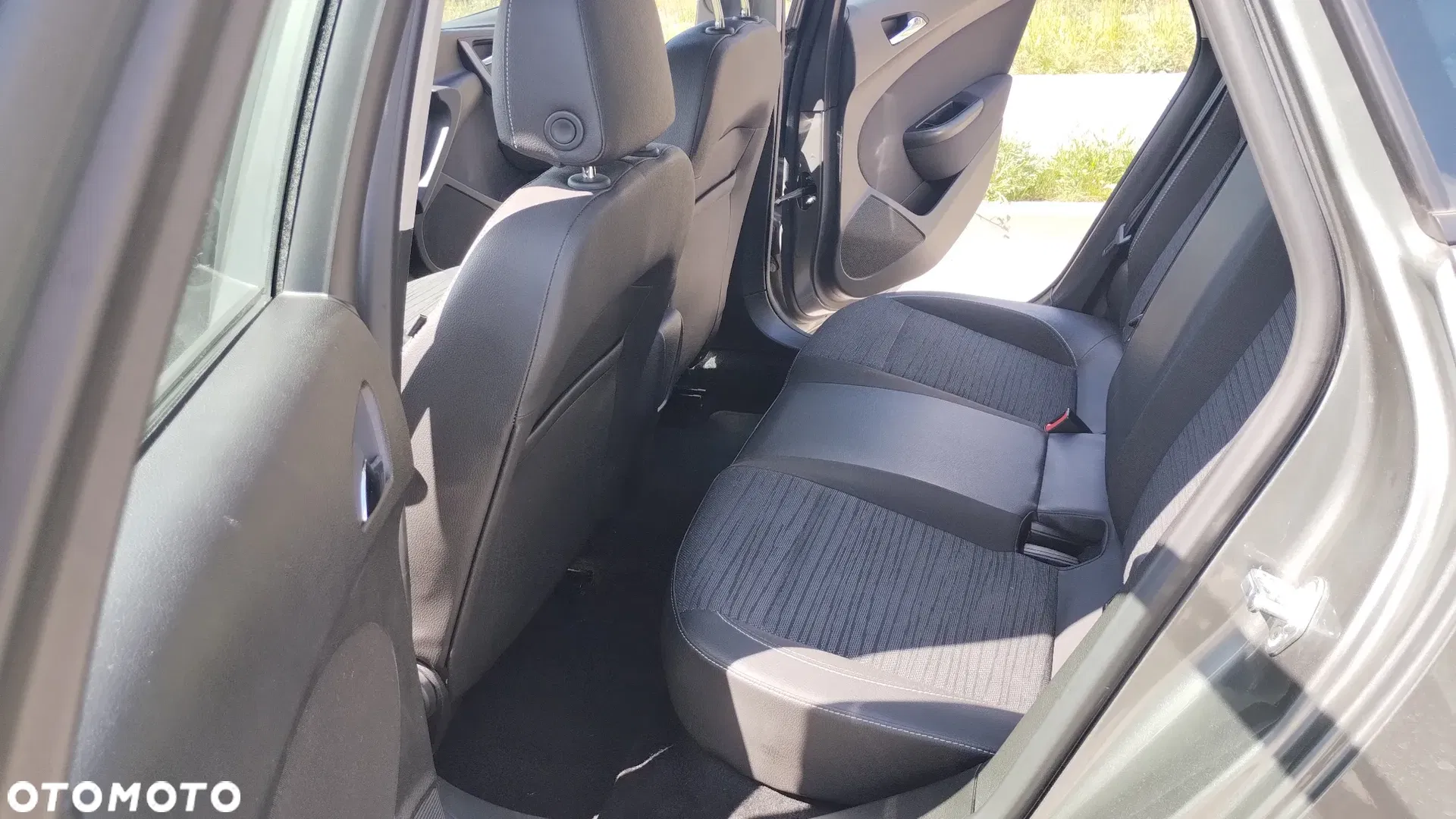 2017 Opel Astra 1.4 T EU6, photograph 12