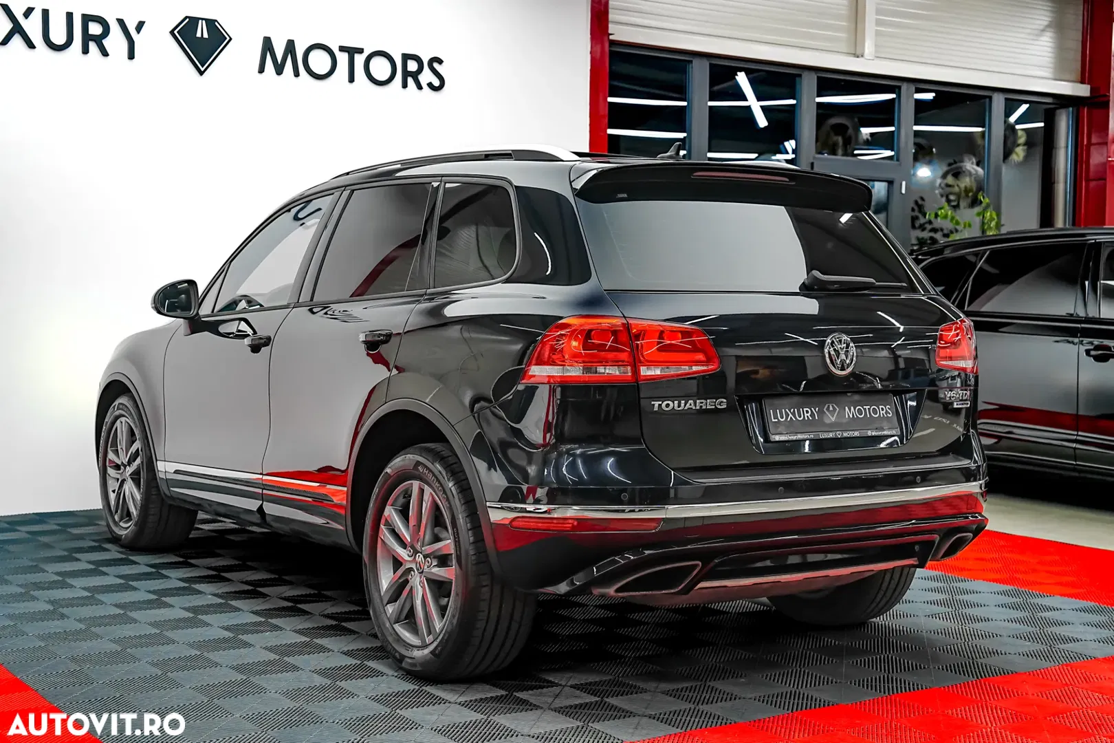 2016 Volkswagen Touareg 3.0 V6 TDI SCR Blue Motion DPF Automatik Executive Edition, photograph 7