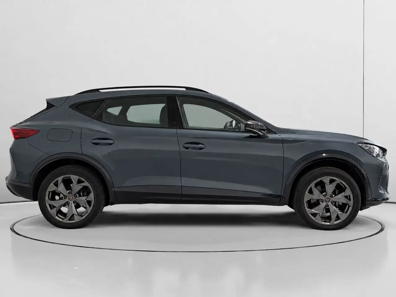 2025 CUPRA Formentor 1.5 eTSI 150 DSG, photograph 2