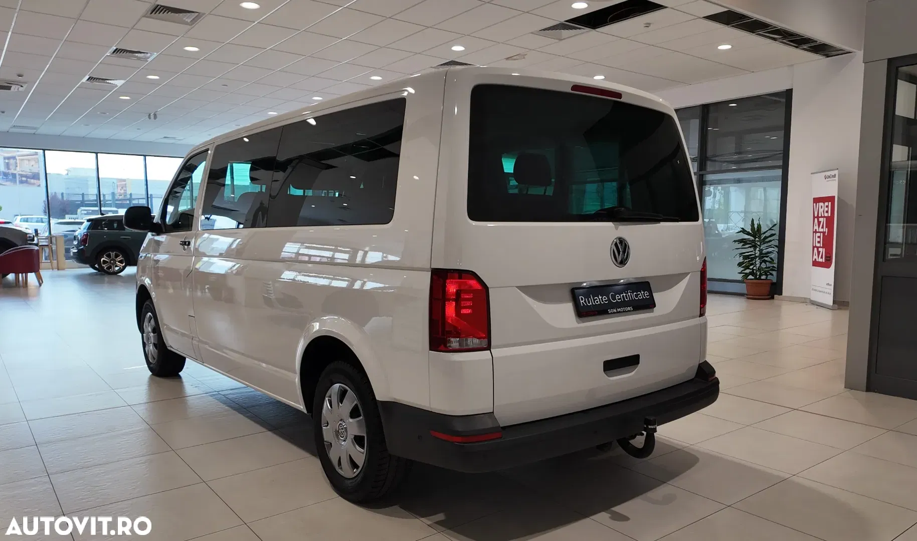 2022 Volkswagen Caravelle 2.0 TDI 81 kW LR Comfortline, photograph 4