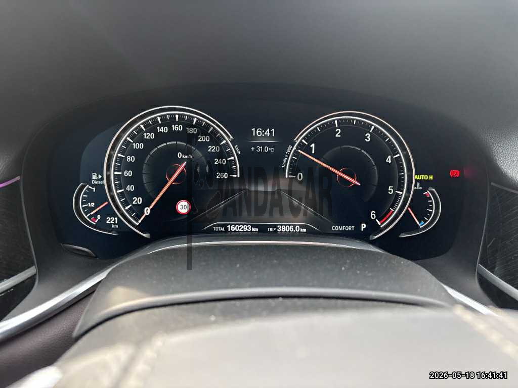 2017 BMW 730Ld xDrive, photograph 2