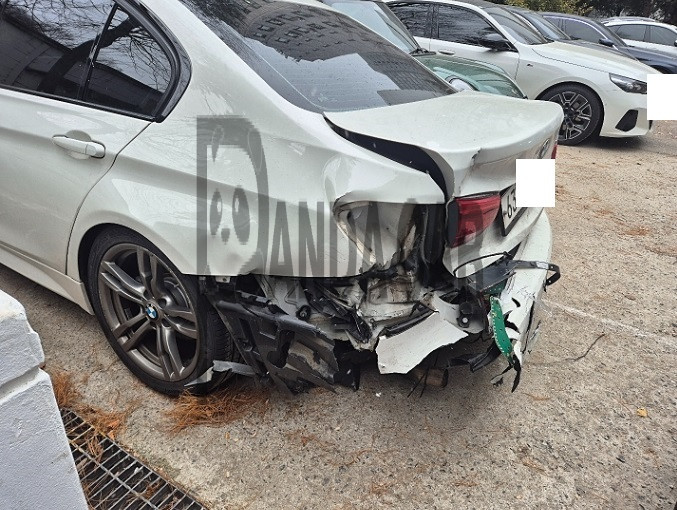 2018 BMW 320i, photograph 3