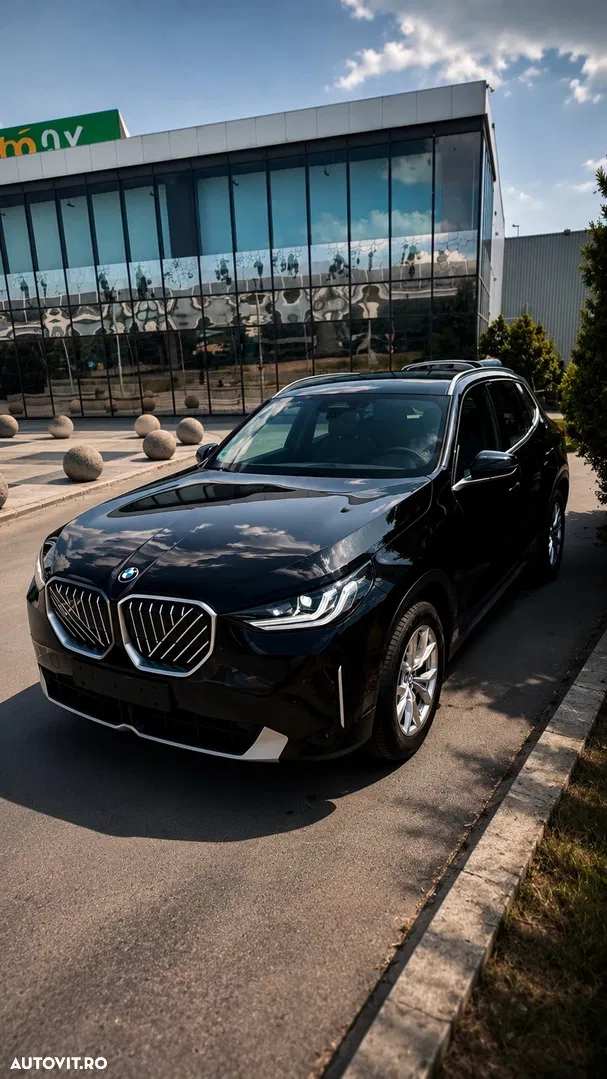2025 BMW X3 20 xDrive AT MHEV, photograph 2