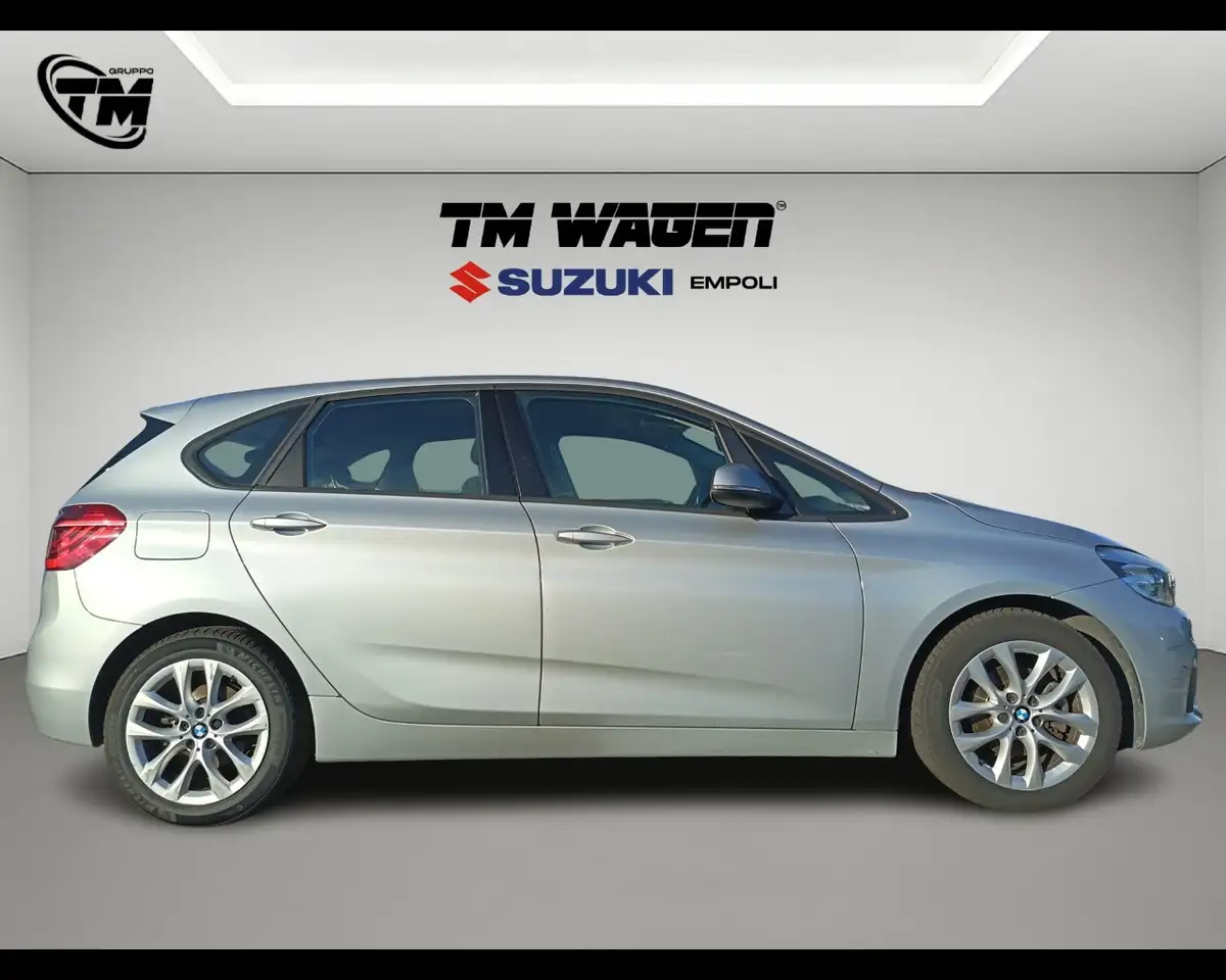 2016 BMW 216 - 216d Active Tourer Advantage, photograph 5
